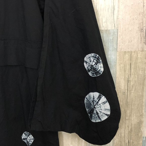 COMME CA ISM Whimsigoth Floral Embroidered Structural Dress - Picture 7 of 10